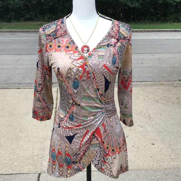 Papillon Blanc Tops - Fitted tunic with cinched waist in desert colors